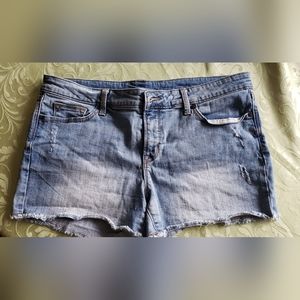 Ladies denim shorts